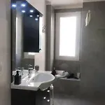 Giudea アパート トラーニ