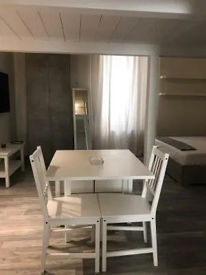 Giudea Apartment *